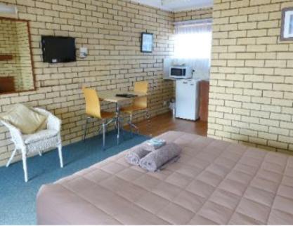 Coastal Comfort Motel Нарума Экстерьер фото